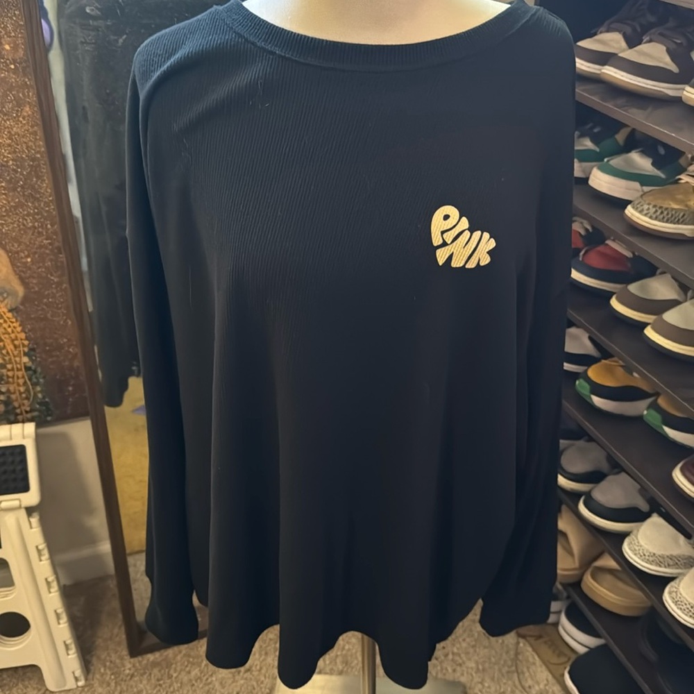PINK thermal sleep shirt preowned